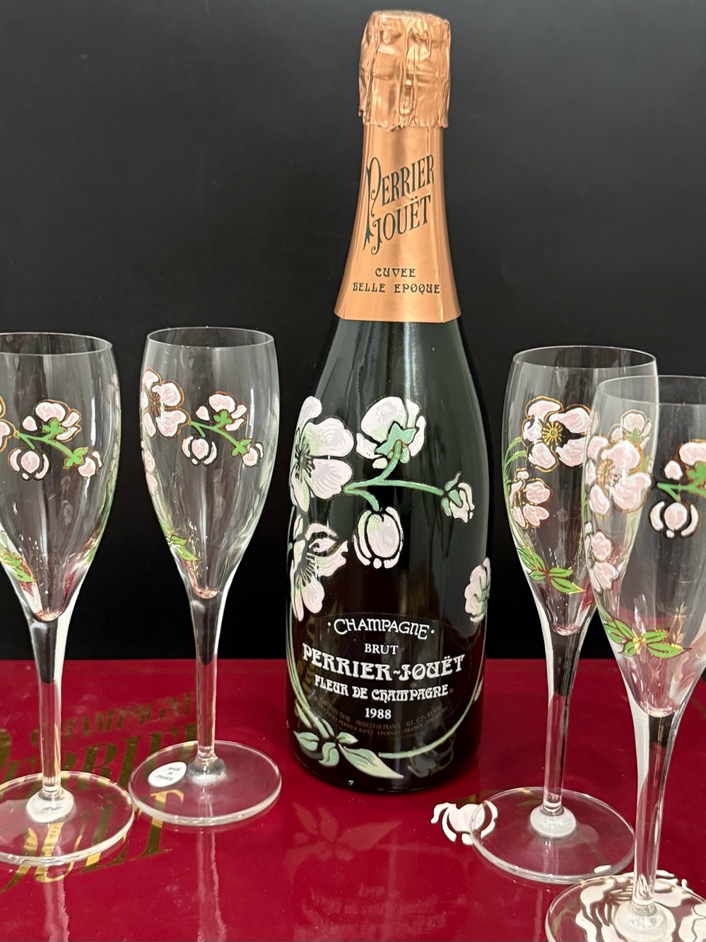 Vintage Perrier Jouet Belle Epoque 4 Champagne Flutes & Floral EMPTY Bottle Set - Picture 3 of 13